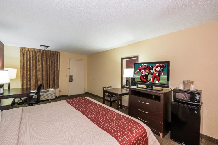 Red Roof Inn Baldwin