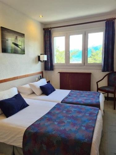 Standard Double room with lake view