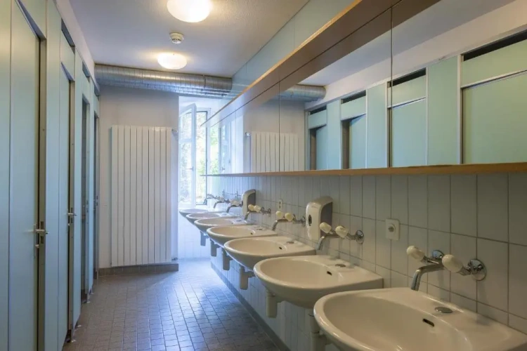 Standard Sextuple room