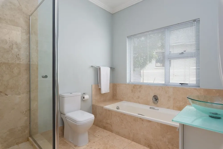 1 Bedroom Luxury room with partial view