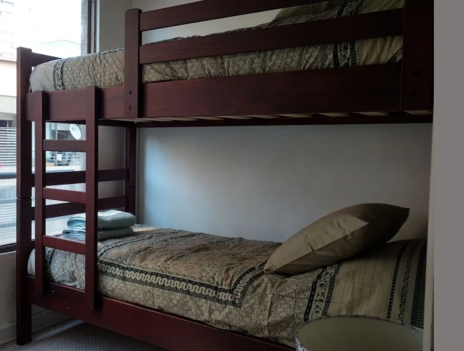 2 Bedrooms Apartment