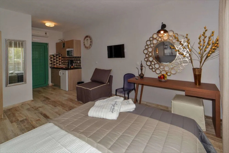 Alegria Suites