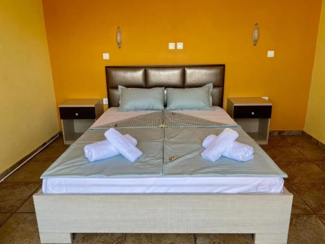Deluxe Apartment