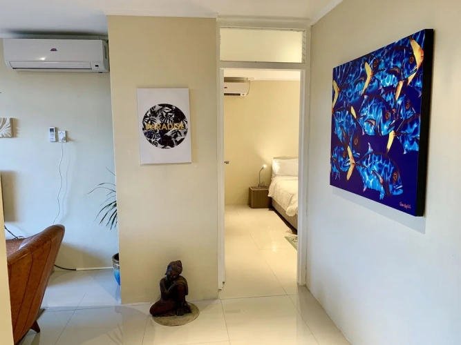3 Bedrooms Apartment