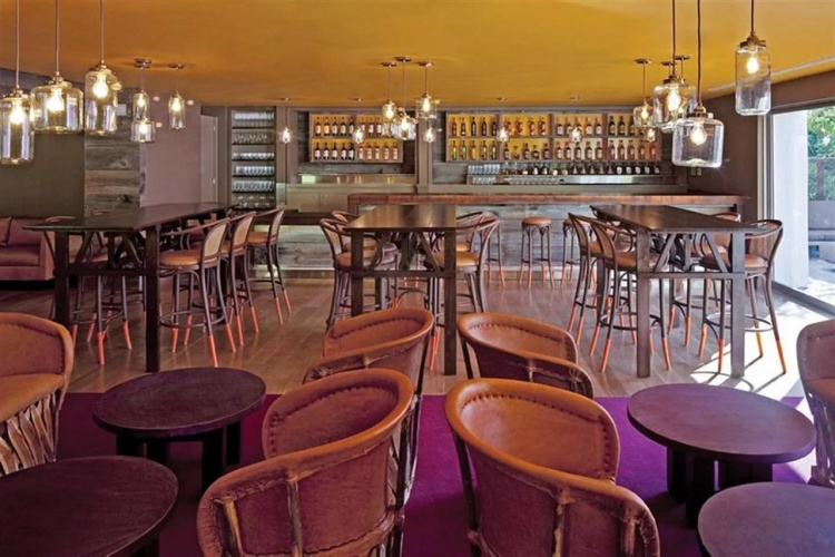 Saguaro Hotel