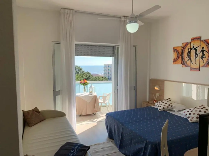 Standard Double room with sea view