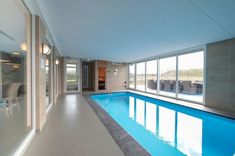 Modern Chalet With Sauna in Colijnsplaat