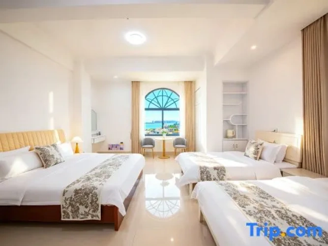 2 Bedrooms Suite with sea view