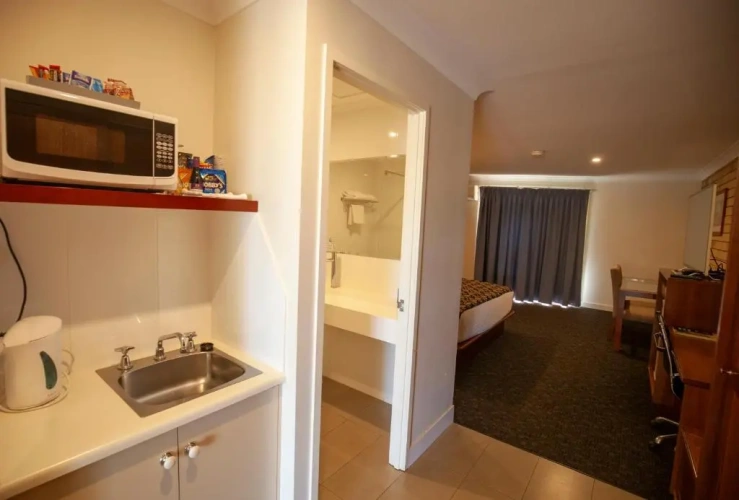 Deluxe Family Suite