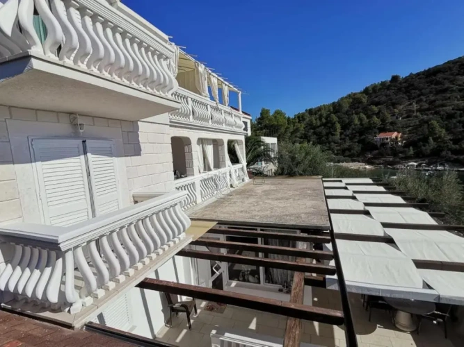 1 Bedroom Apartment with sea view