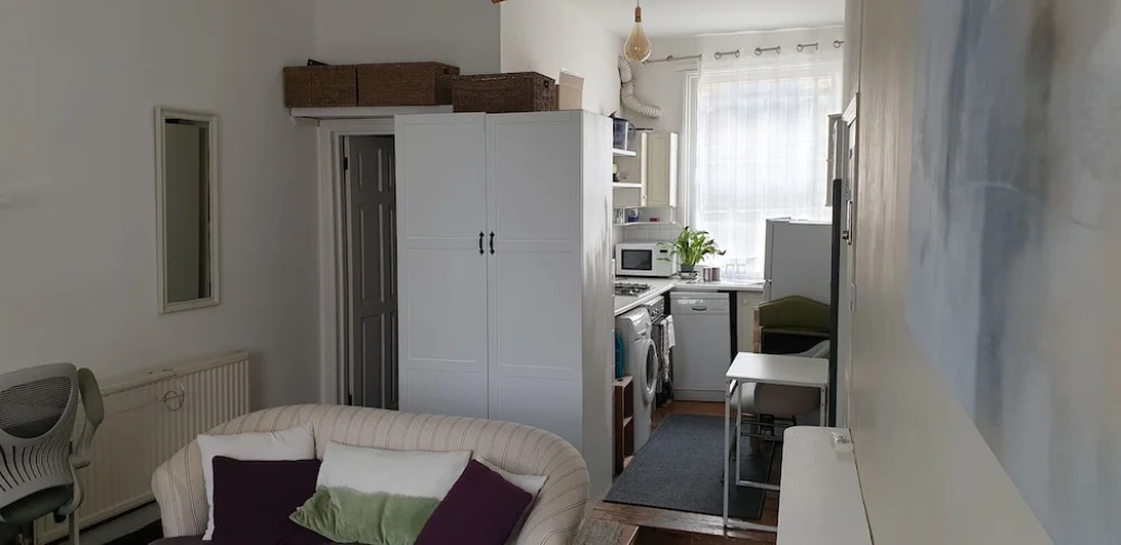 Charming 1-wall Bed Comfortable Studio in Nwlondon