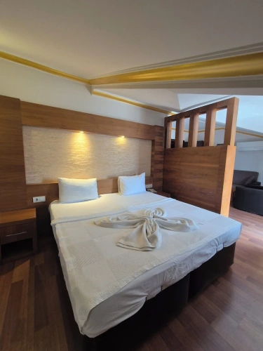 Suite with balcony