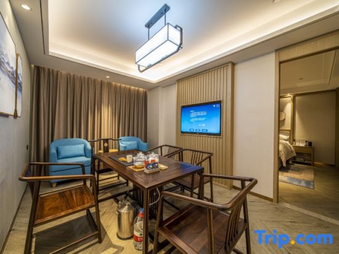 Premier Suite