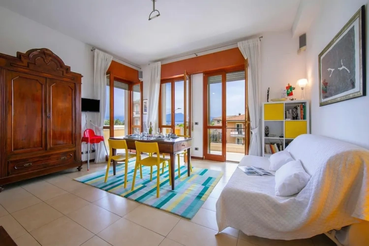 Family Apartment with balcony