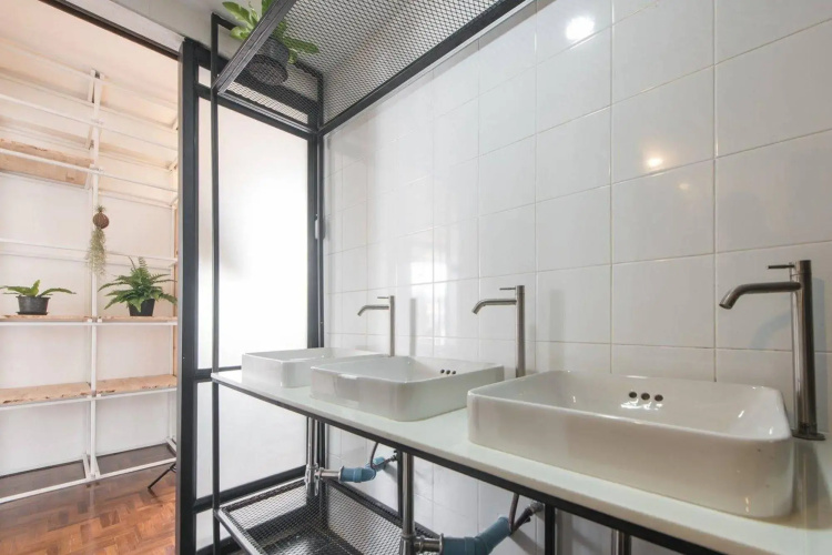Haus Hostel