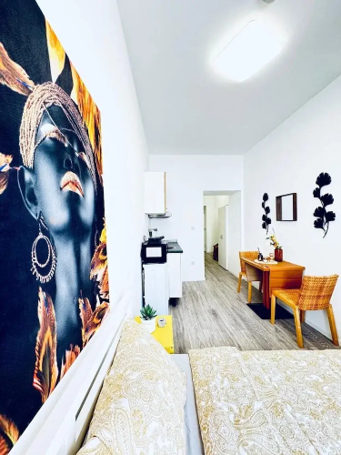Cozy and Affordable Palace Studio