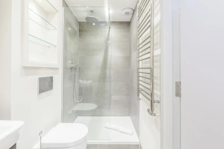 Roomspace Apartments -The Quadrant
