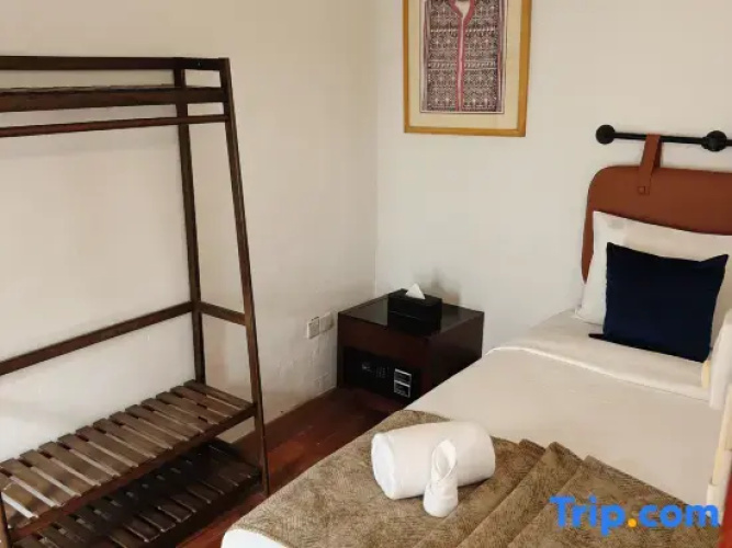 2 Bedrooms Cottage