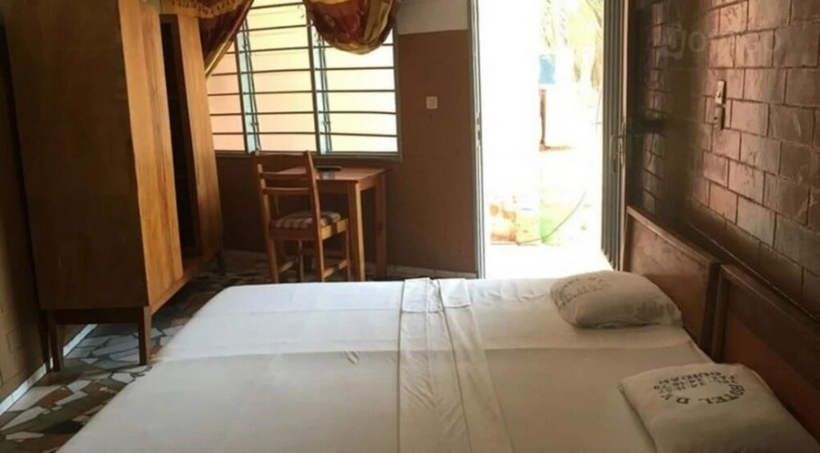 Hotel D K