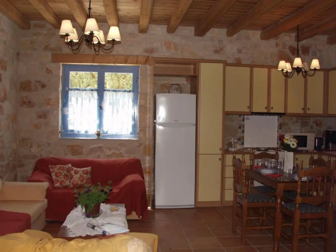 3 Bedrooms Cottage