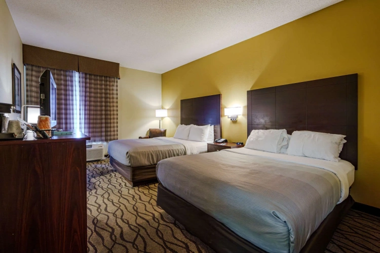 Standard Quadruple room