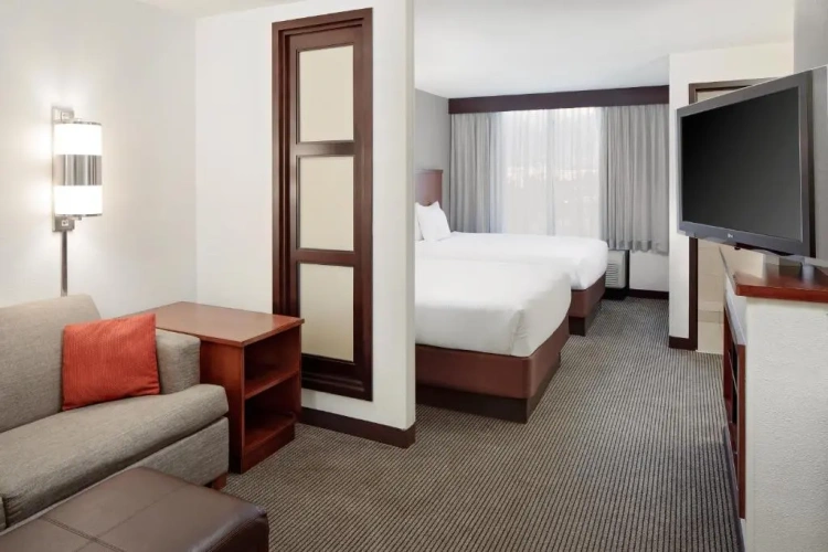 Twin room