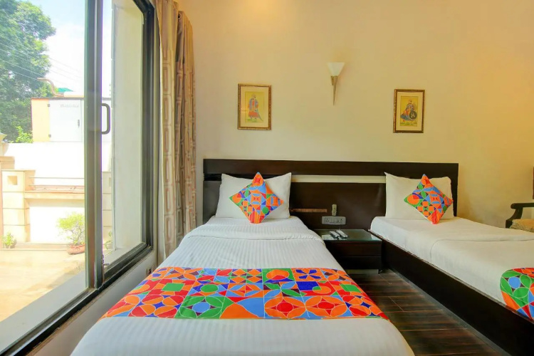 Fabhotel Phoenix Hospitality