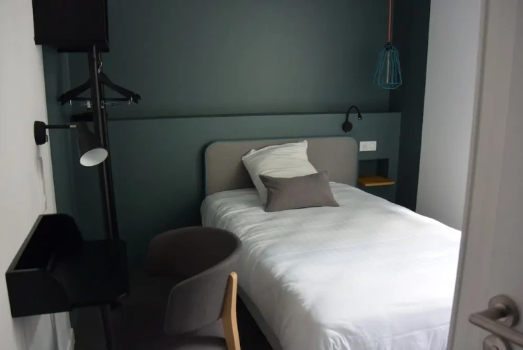 Standard Double room with view