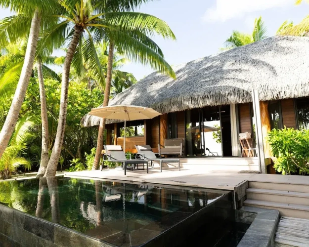 1 Bedroom Luxury Villa beachfront
