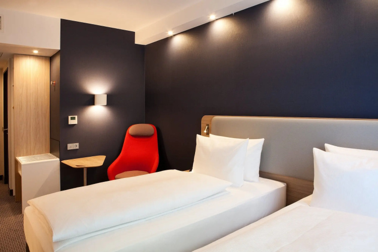 Holiday Inn Express Munich Olching by IHG