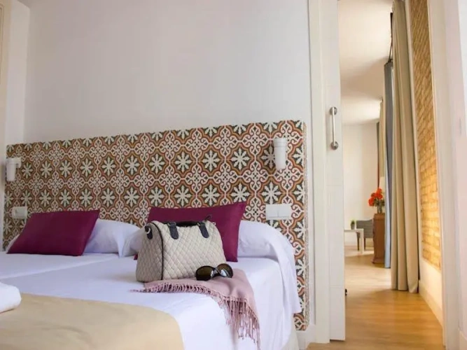 2 Bedrooms Apartment with balcony