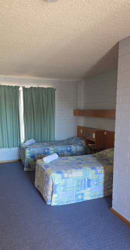 Kingston Ocean View Motel
