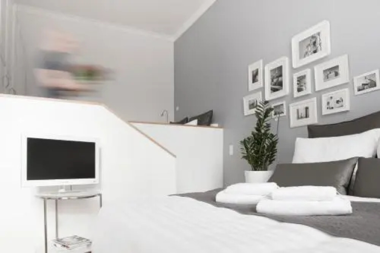 Studio 44 Apartments