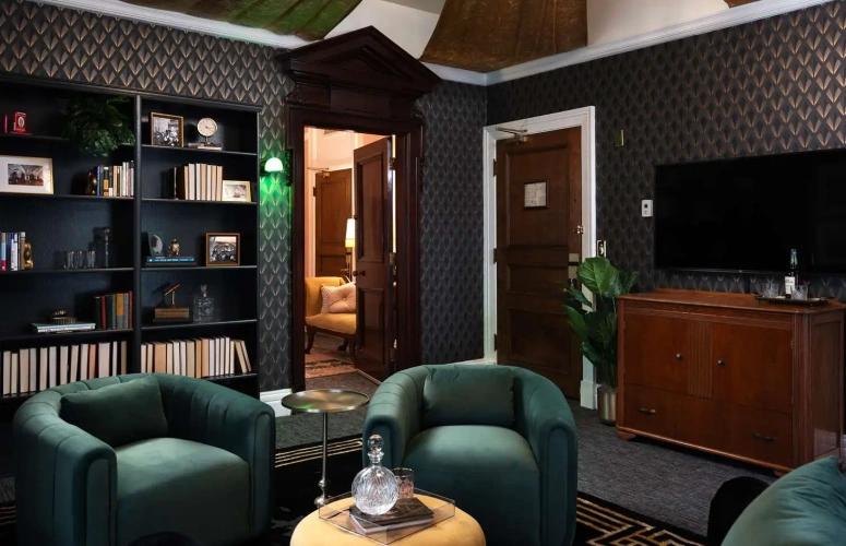 Double Suite