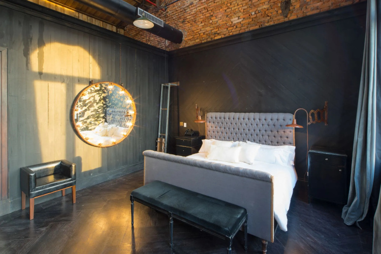 Factoria Hotel