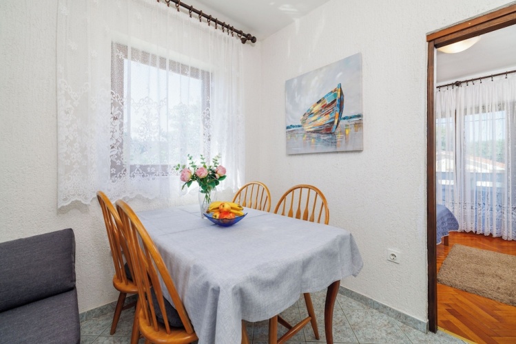 Apartment with balcony