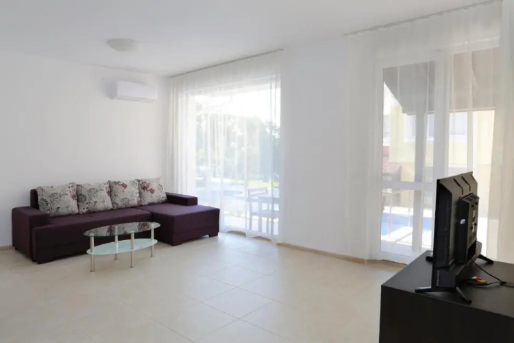 2 Bedrooms Double Villa