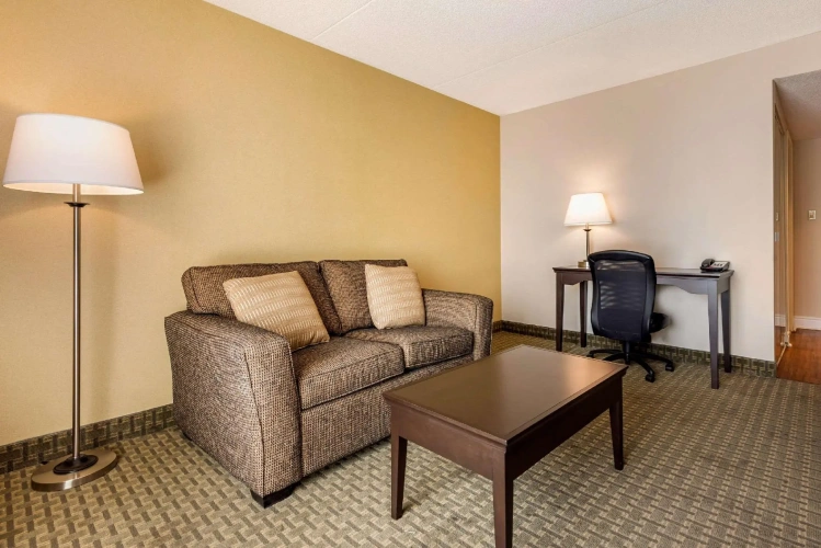 Double Suite