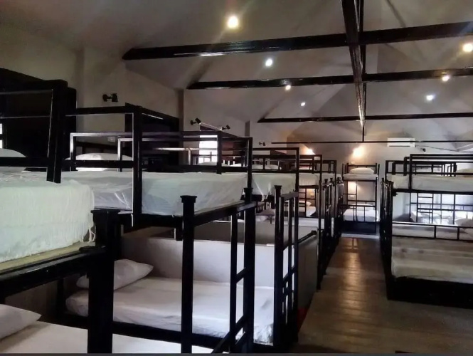 Hide Hostel