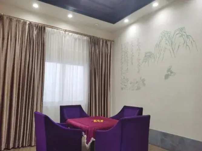 Huasheng  Hotel