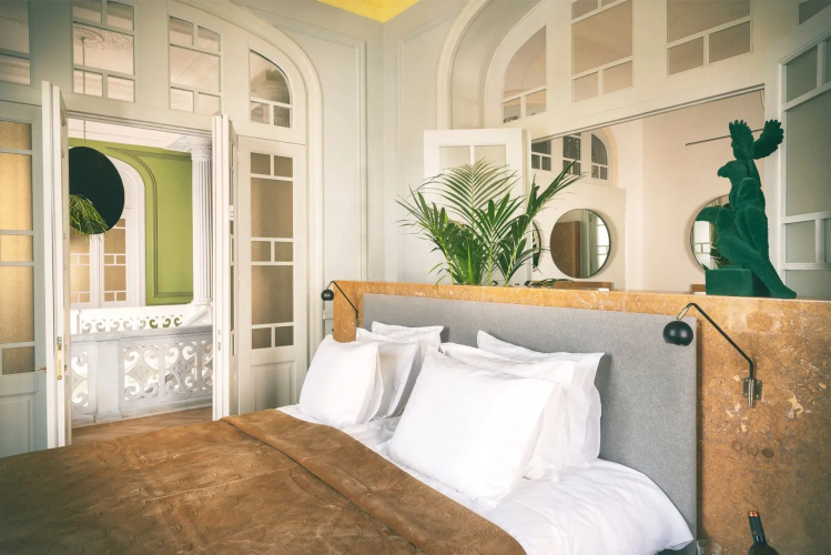 Aristide Hotel