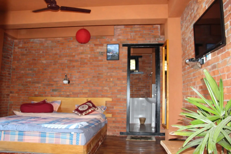 Nar-Bis Hotel