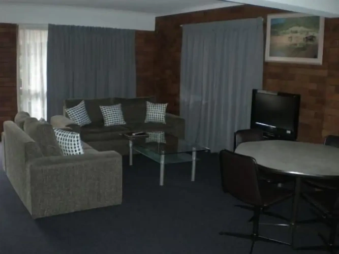 2 Bedrooms Sextuple Family Suite