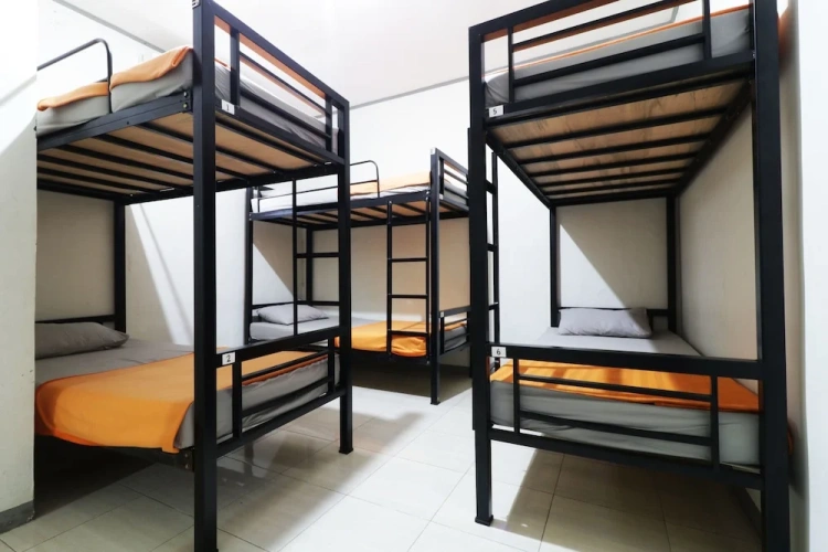 Bed in Dorm (female dorm)