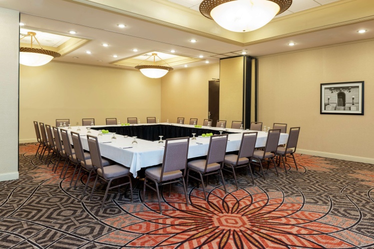 DoubleTree by Hilton Hotel Grand Rapids Airport photo 36