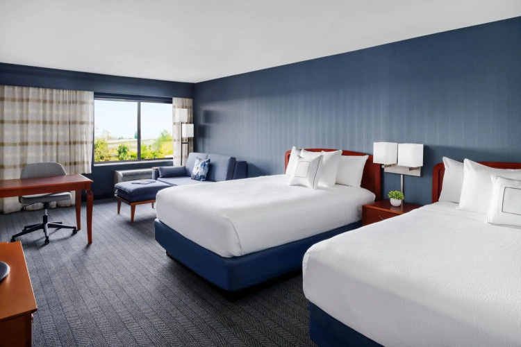 Courtyard by Marriott Sacramento Folsom
