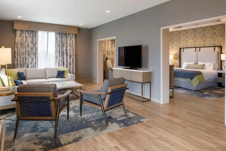 Double Suite