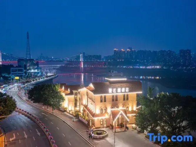 Yue Jiang Lan Hotel