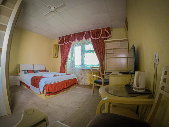 LG Tour & Hostel