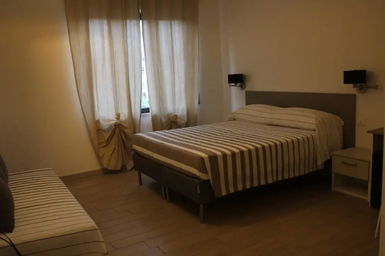 Standard Quadruple room with balcony